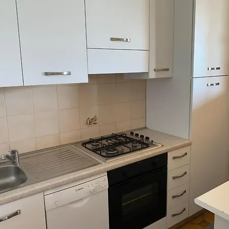 Lilli Apartment *