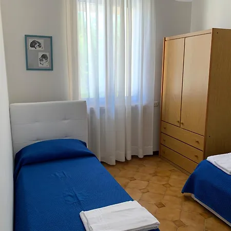Lilli Apartment *